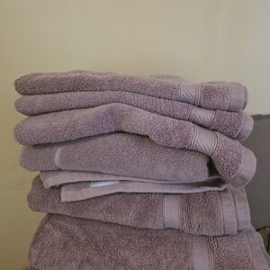 Luxurious Lavender Bath Towels